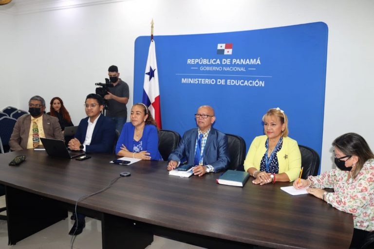 MEDUCA lanza Spotlight Course a través de la Plataforma ESTER